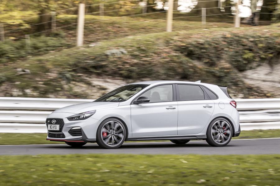  Hyundai i30 N (PD) 2017 года  (UK) (фото 11 из 40)